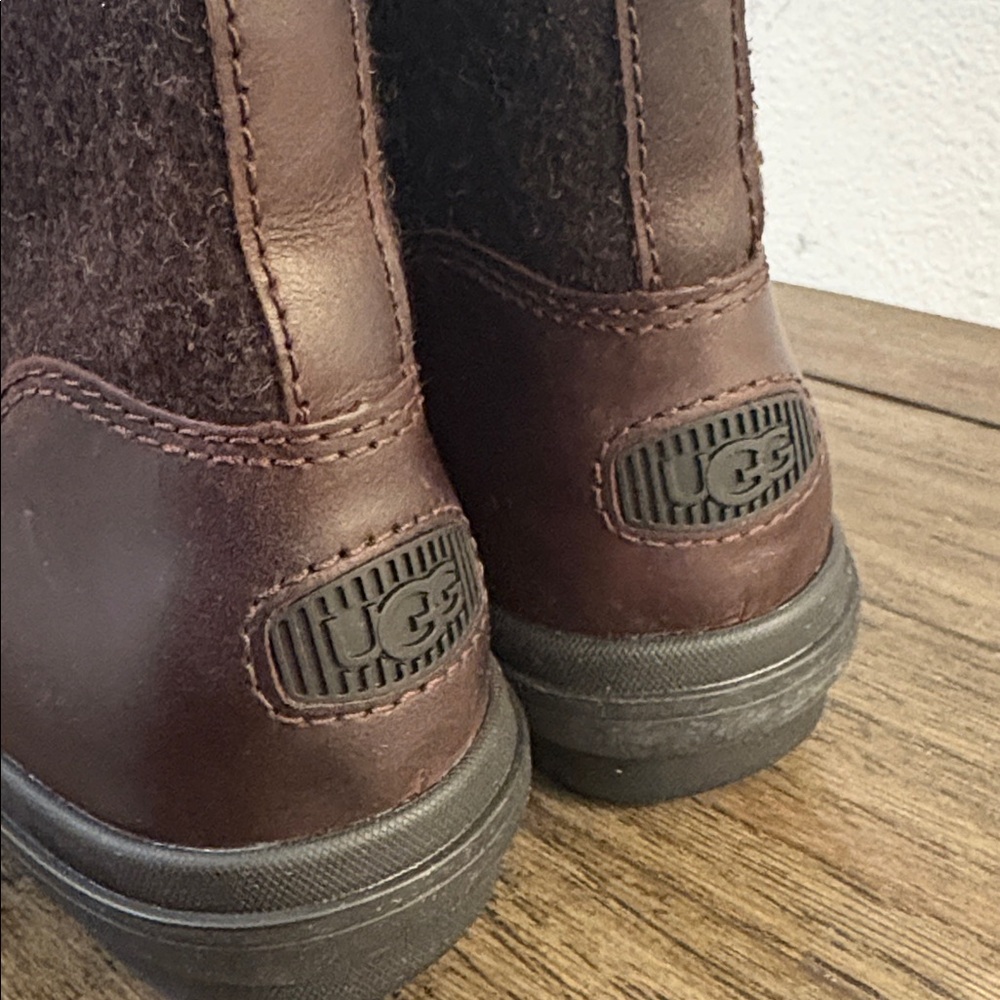 EUC [UGG] Hapsburg Lace Up Wool Brown Leather Outdoor Ankle Boots Women’s Sz 7 - Picture 8 of 11